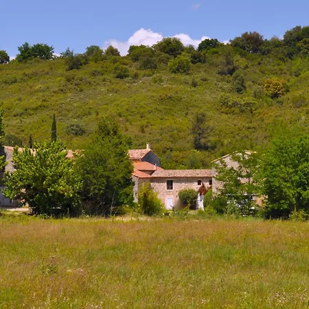 Gasthof Uzetia Russan